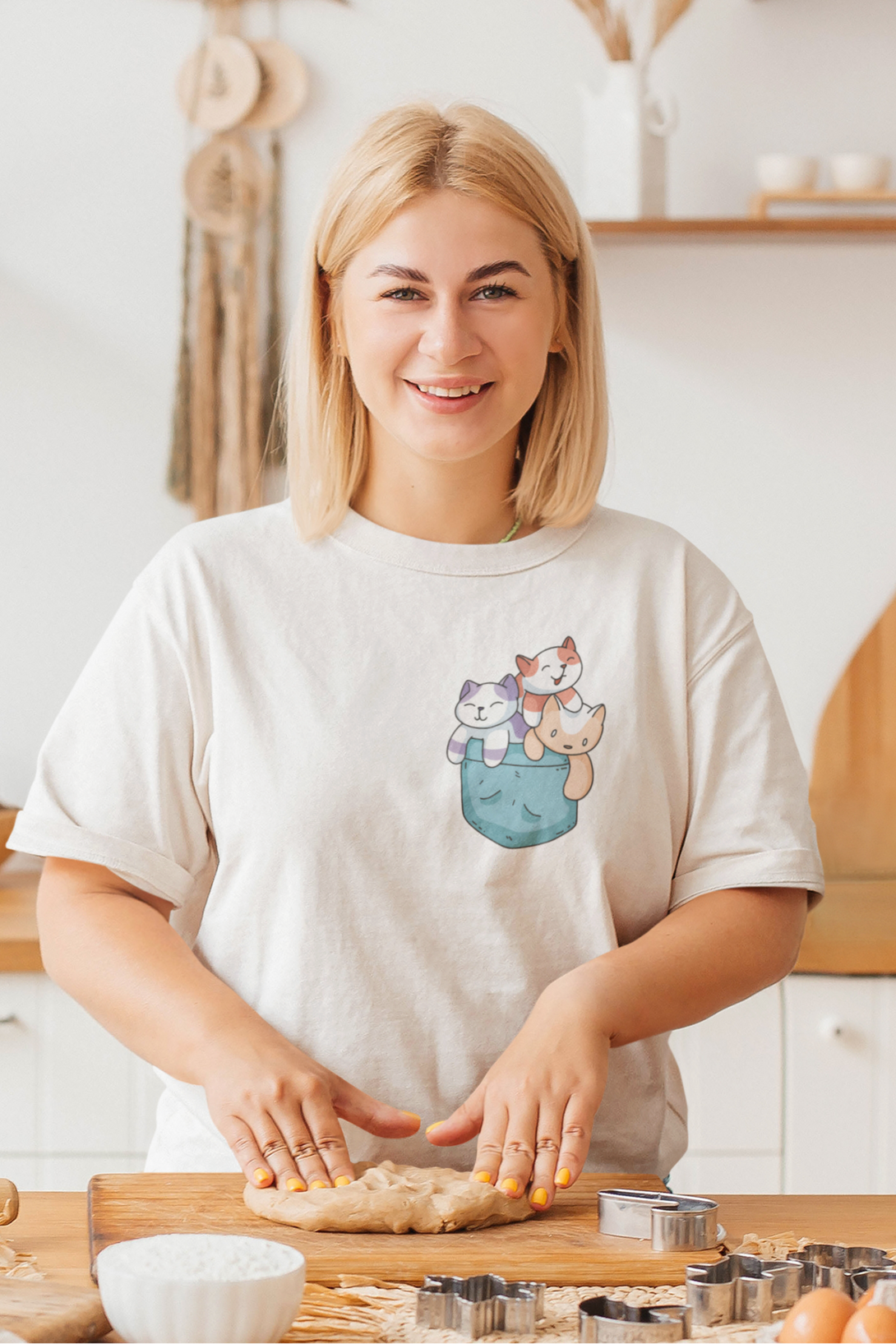Cats In Pocket Printed Oversized T-Shirt For Women - WowWaves - 2