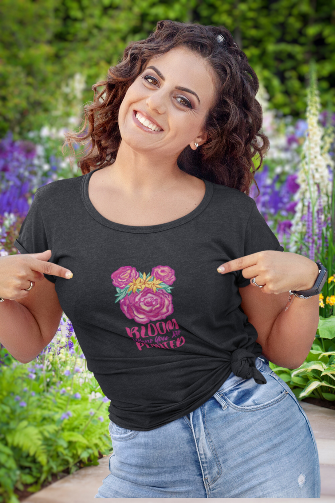 Blooming Flowers Printed Scoop Neck T-Shirt For Women - WowWaves - 3