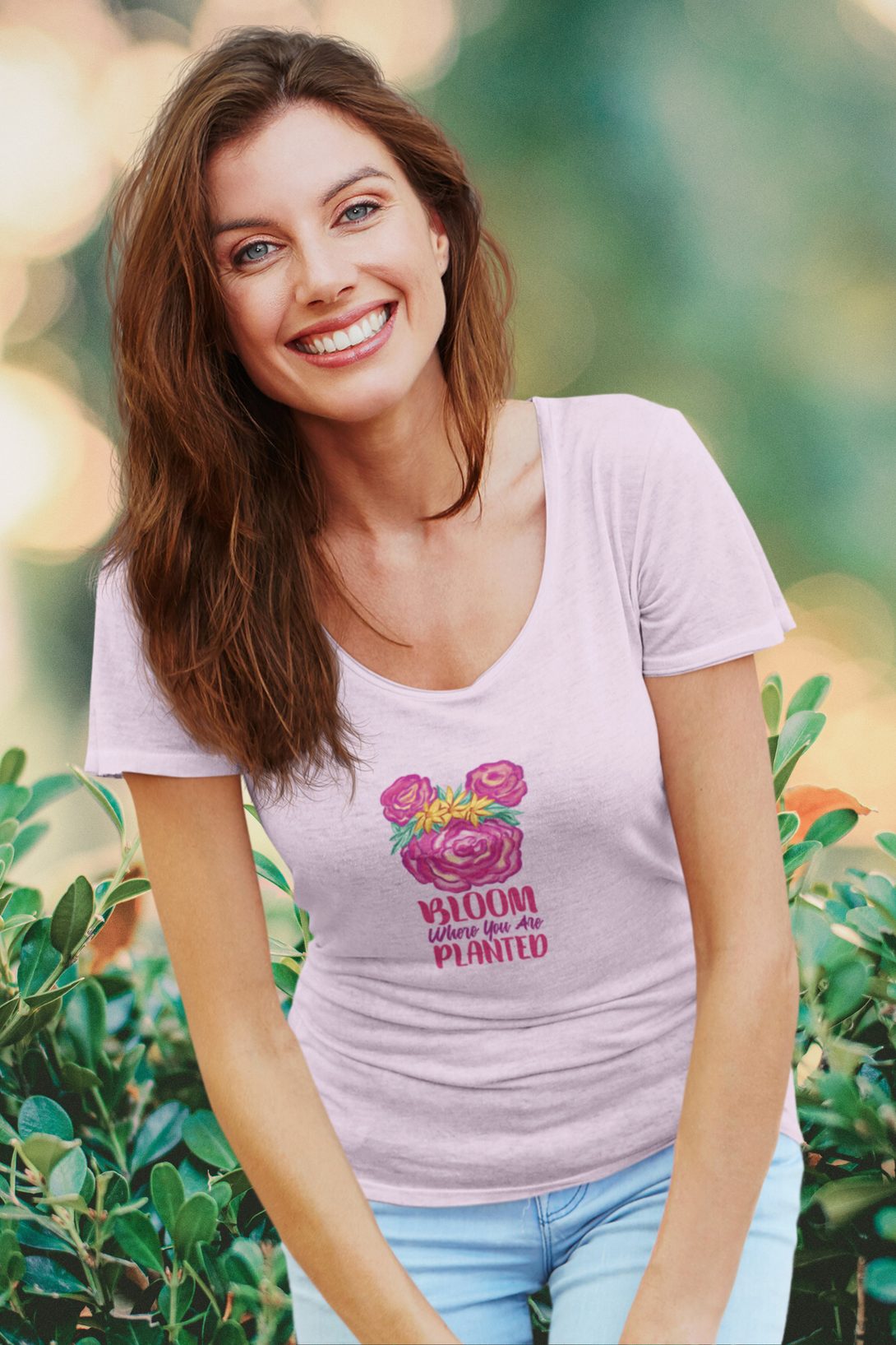 Blooming Flowers Printed Scoop Neck T-Shirt For Women - WowWaves