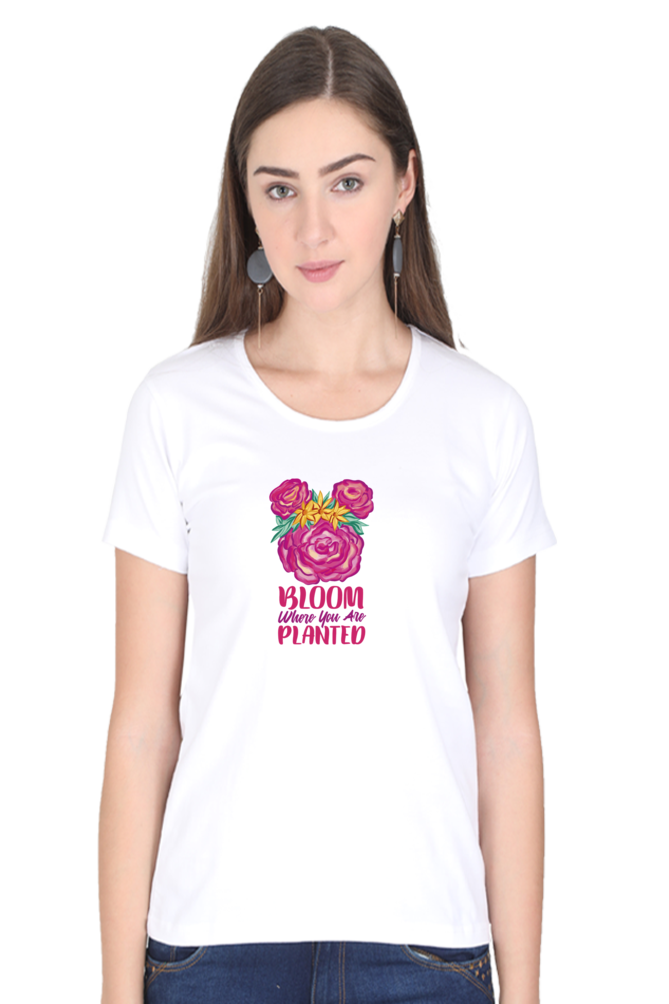 Blooming Flowers Printed Scoop Neck T-Shirt For Women - WowWaves - 9