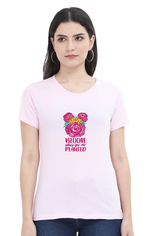 Blooming Flowers Printed Scoop Neck T-Shirt For Women - WowWaves - 7