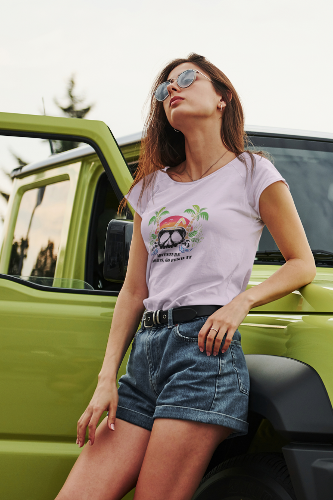 Hawaiian Beach Printed Scoop Neck T-Shirt For Women - WowWaves - 7