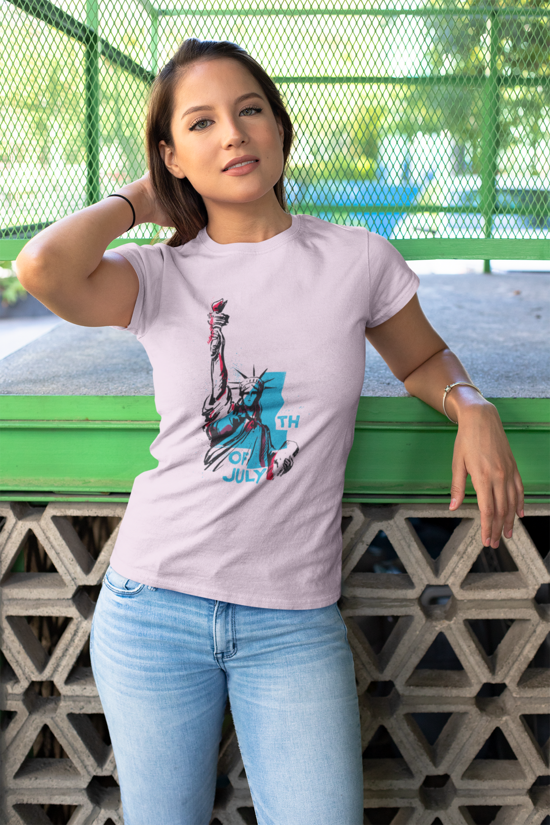 Statue Of Liberty Vintage Printed T-Shirt For Women - WowWaves - 5